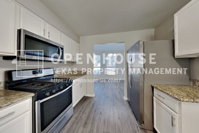 16839 Blackberry Lily Ln - Photo 6 of 25