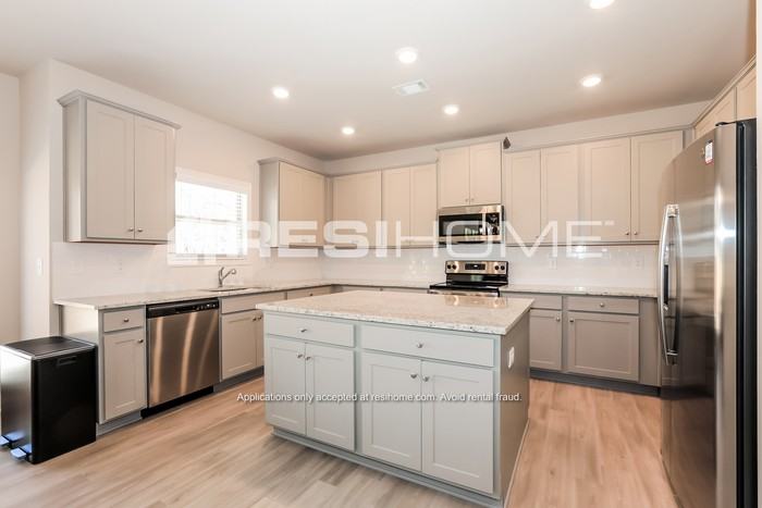 505 Quiet Cloud Dr - Photo 4 of 22