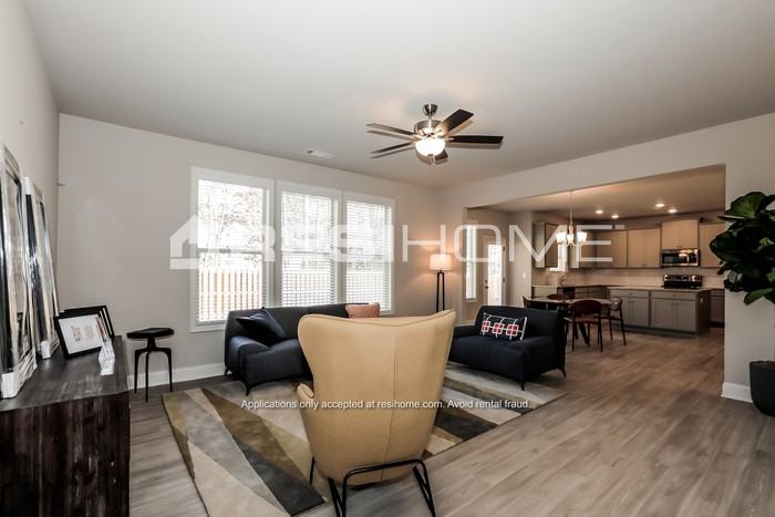 505 Quiet Cloud Dr - Photo 6 of 22