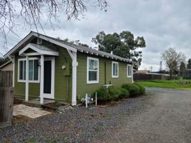 1660 Jennings Ave - Photo 1 of 1