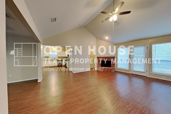 3112 Creekside Dr - Photo 6 of 18