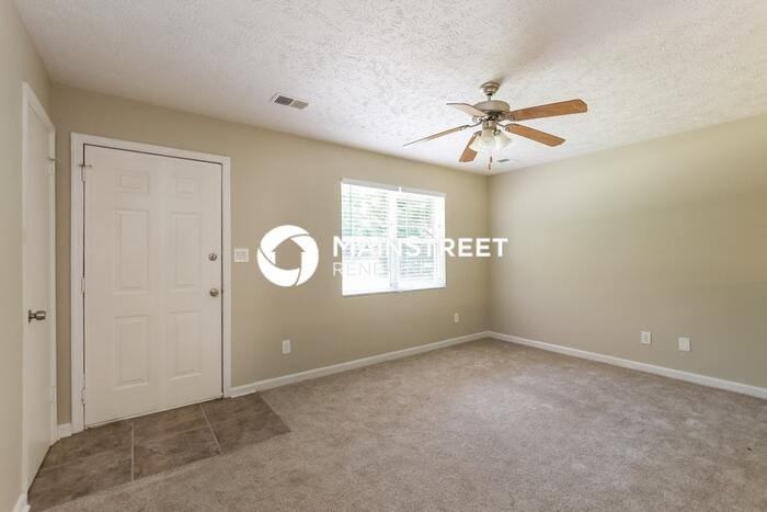 115 Pleasant Valley Rd - Photo 2 of 16