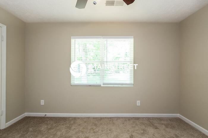 115 Pleasant Valley Rd - Photo 7 of 16