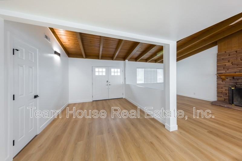 27220 Seco Canyon Rd - Photo 4 of 29