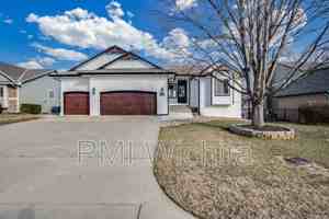 featured image of 112 S Springwood Dr