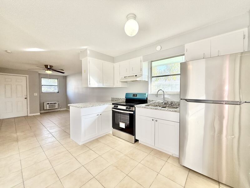 3407 Palm Dr - Photo 6 of 32