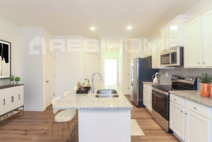 515 Tigers Cir - Photo 5 of 17