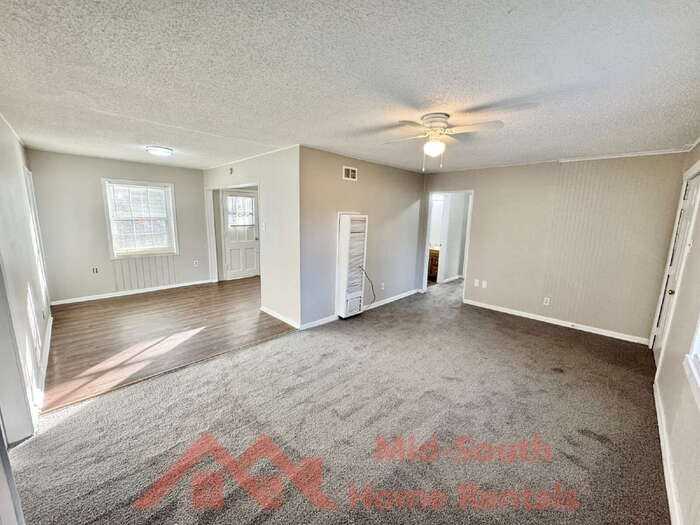 4093 Barron Ave - Photo 6 of 22