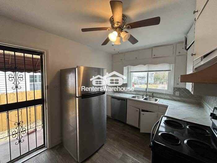 7844 8th Ave S - Photo 5 of 25