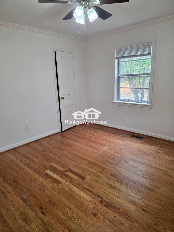 7844 8th Ave S - Photo 7 of 25