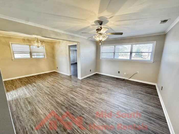 954 E Holmes Rd - Photo 6 of 32