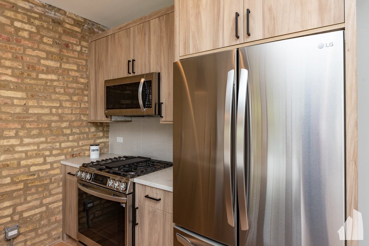 N Campbell Ave #2541-1 - Photo 5 of 18