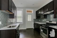 1956 W Nelson St #1W - Photo 1 of 1