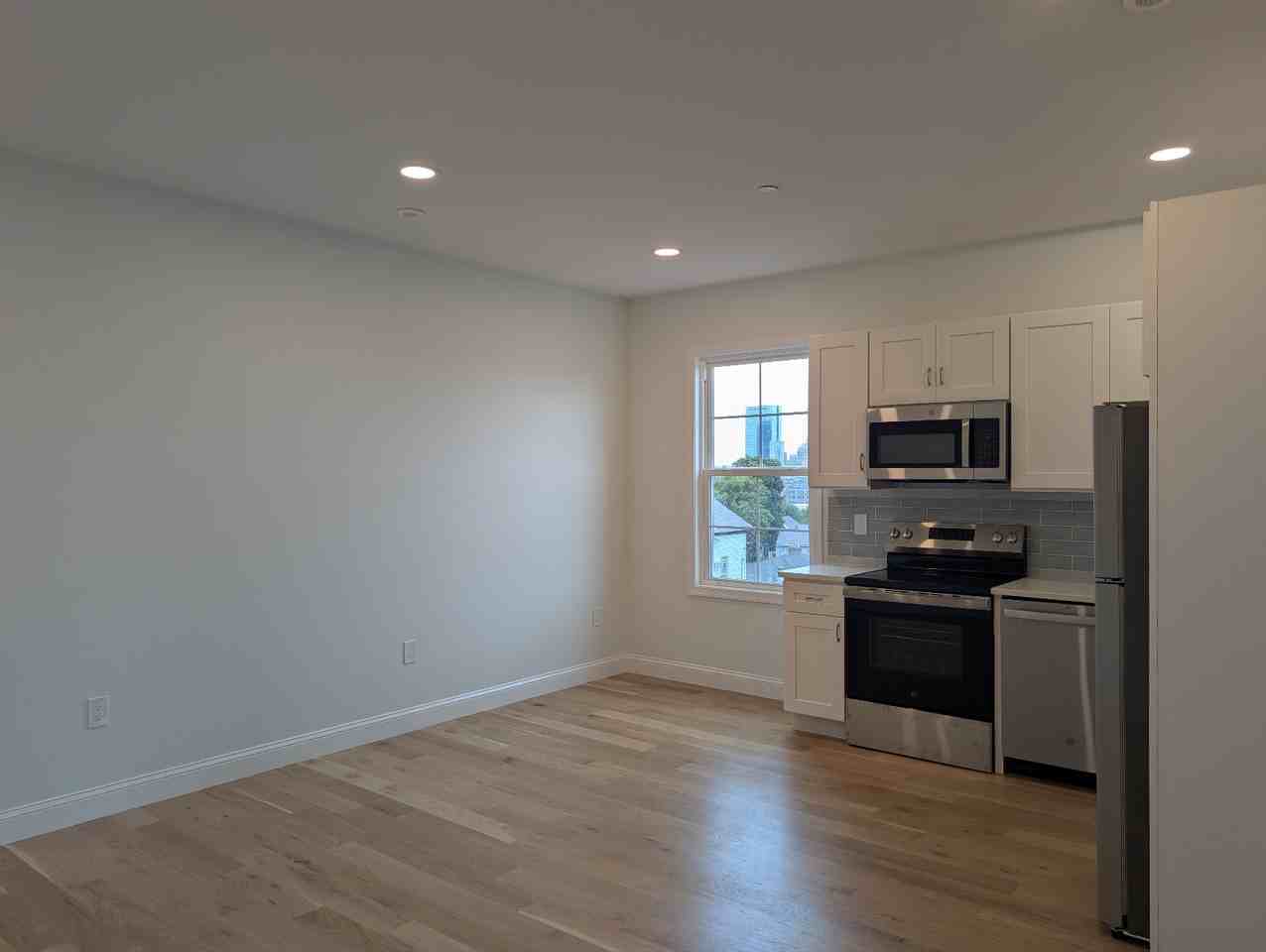 36 Regent St #1 - Photo 3 of 12