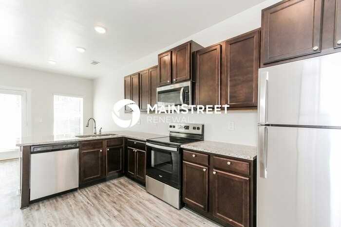 5556 Cathwick Trce - Photo 7 of 19