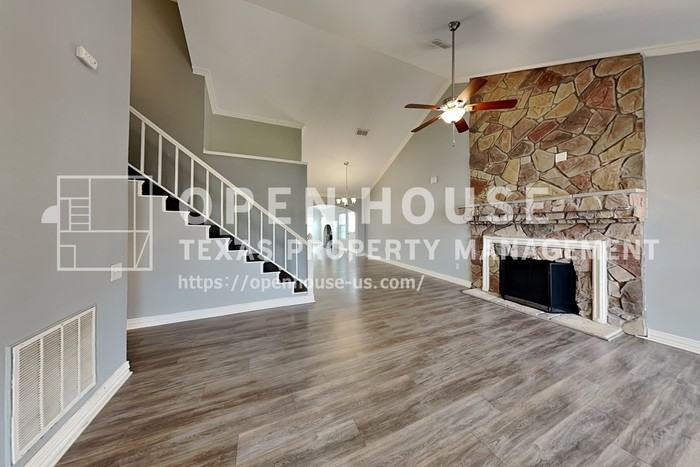 4612 Greenfern Ln - Photo 6 of 24