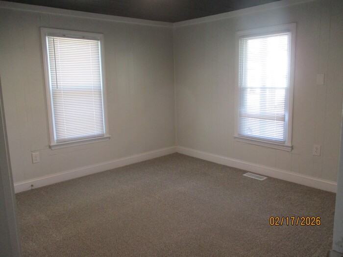 151 Princess Ave Sw - Photo 6 of 10