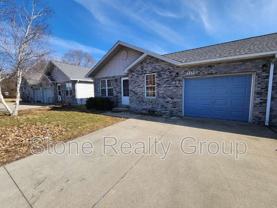 4832 Pine Ridge Ct - Photo 1 of 1