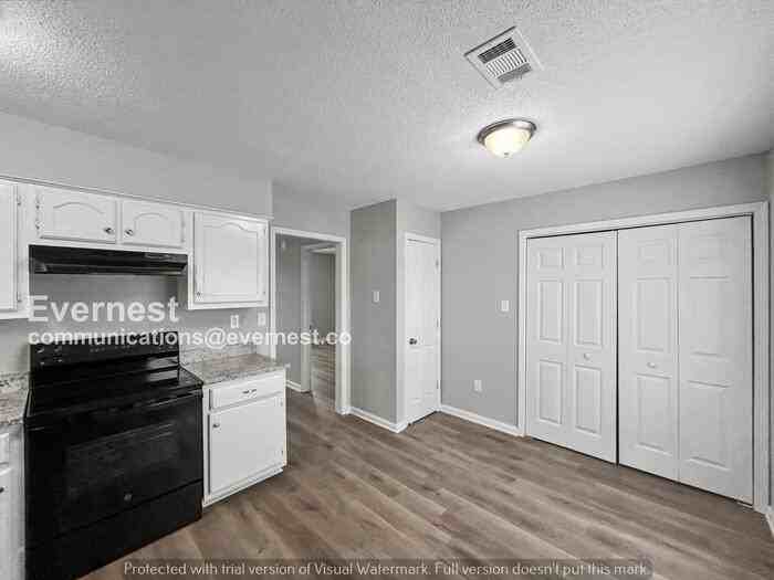 6330 Magnolia Lakes Dr - Photo 3 of 22