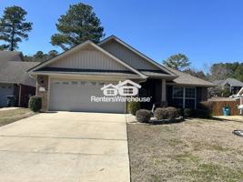 featured image of 820 Clover Ave