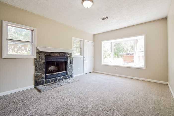 101 Big Horn Rd - Photo 2 of 14