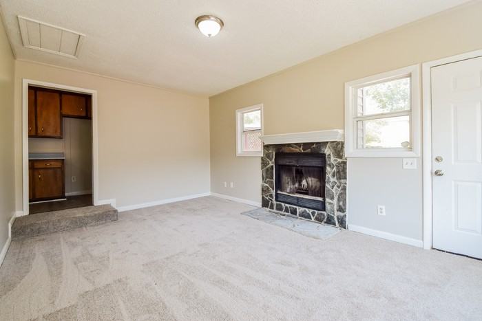 101 Big Horn Rd - Photo 3 of 14