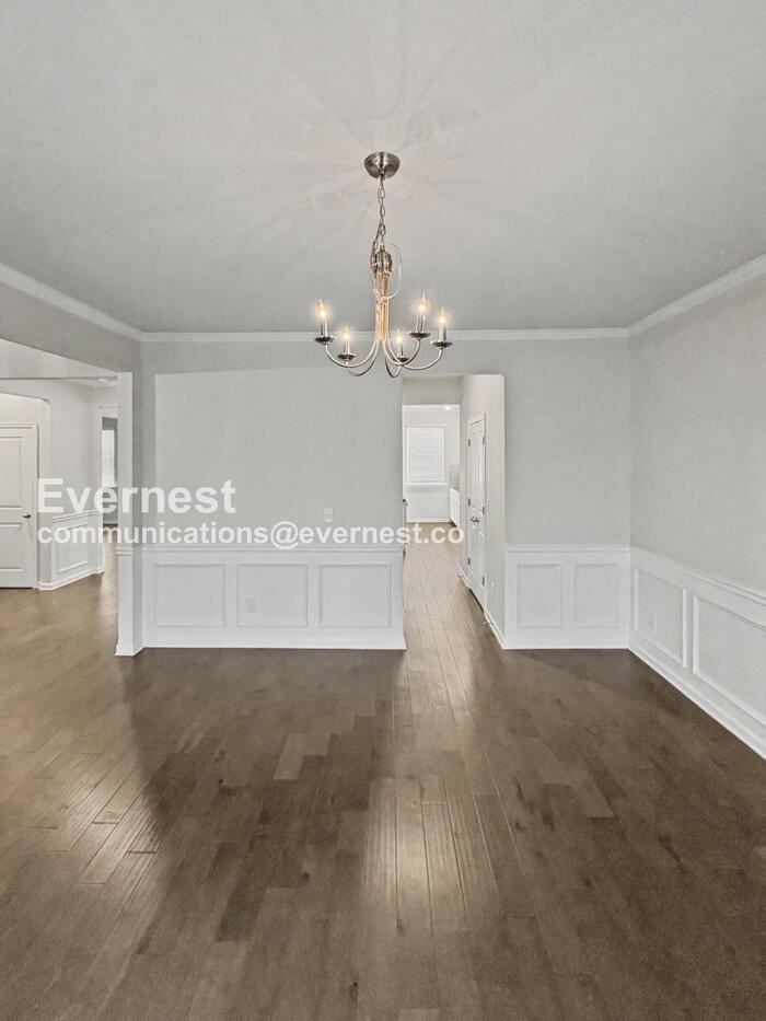 320 Paxton Ln - Photo 7 of 29