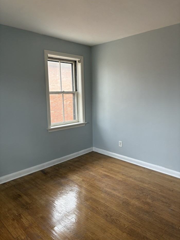 8241 Delmar Blvd #2E - Photo 6 of 9