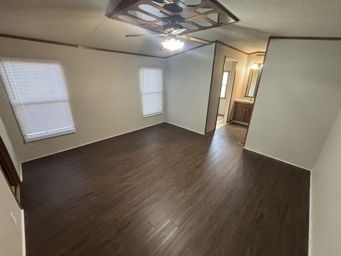 300 Ricks Road - Photo 6 of 11