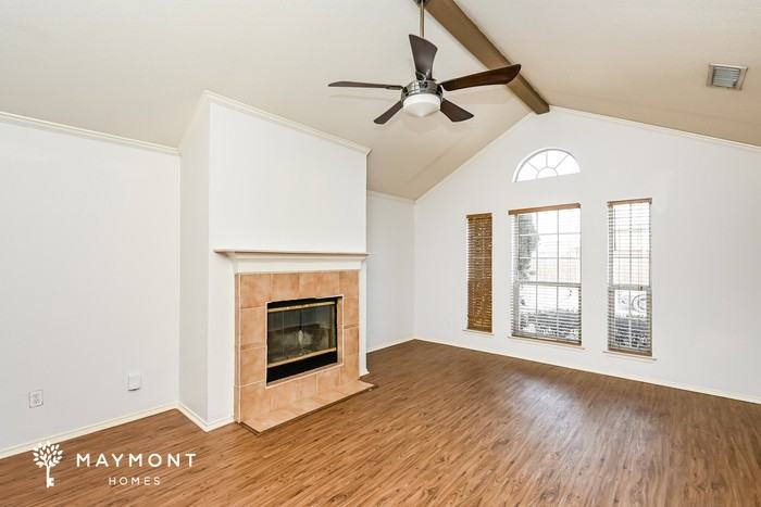 716 Stonedale Dr - Photo 4 of 15