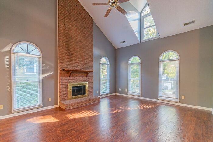 3226 Brownes Creek Rd - Photo 4 of 38