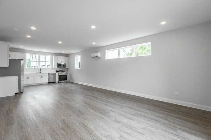 5717 Sofias Cir - Photo 7 of 27