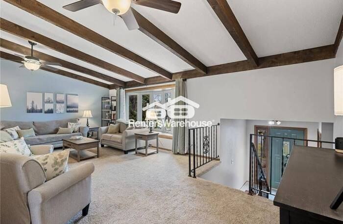 6420 Deerwood Ln N - Photo 2 of 15