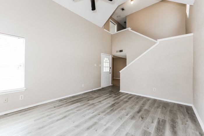 804 Lovingham Dr - Photo 5 of 17