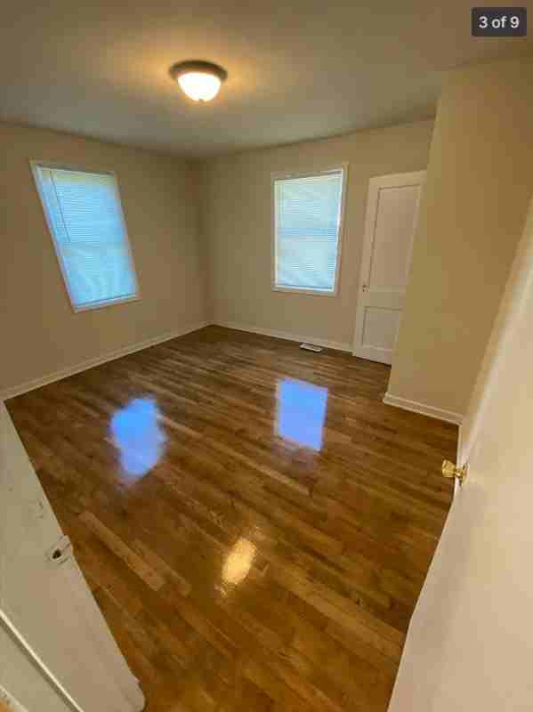 3915 E Chatham Dr - Photo 3 of 8