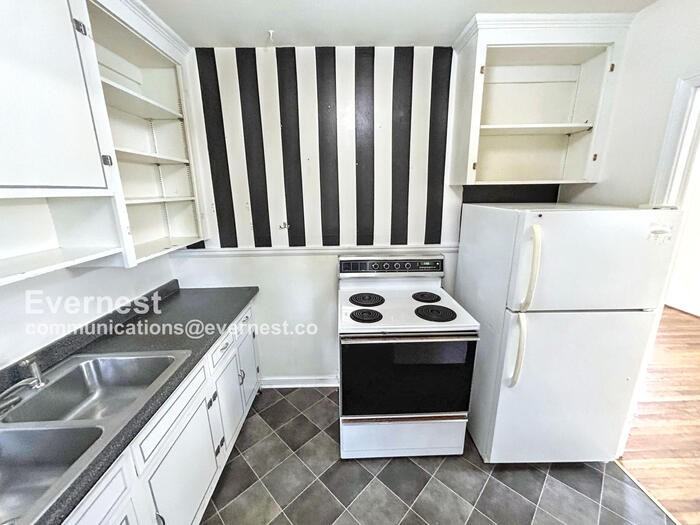 4800 Cutshaw Ave - Photo 3 of 21