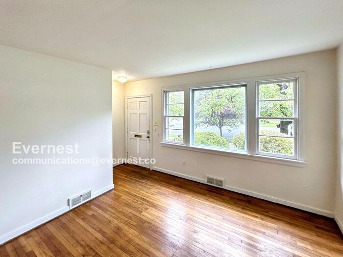 4800 Cutshaw Ave - Photo 6 of 21