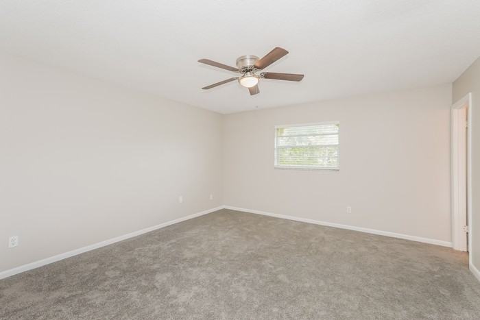 6142 Donegal W - Photo 7 of 11