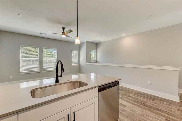 3720 Florentine Dr - Photo 7 of 50