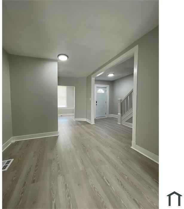 809 Bonaparte Ave - Photo 6 of 9