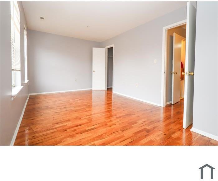 1005 Hillman St - Photo 2 of 16