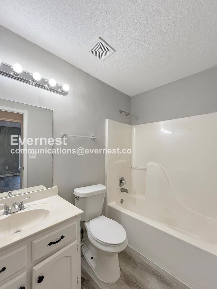 5616 Kaitlyn Dr W - Photo 7 of 15