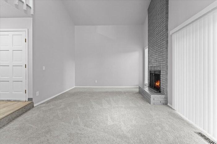 14270 Sw Daphne St - Photo 7 of 38