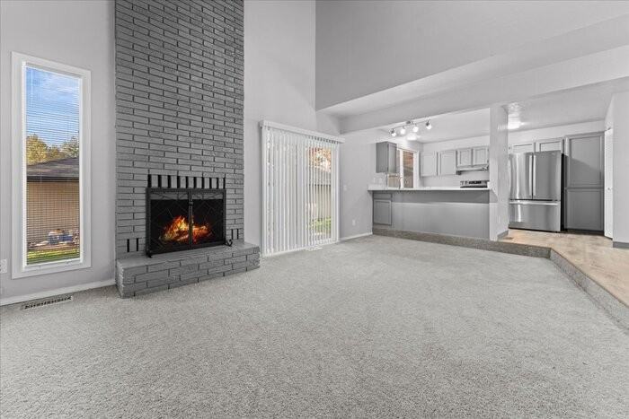 14272 Sw Daphne St - Photo 5 of 35