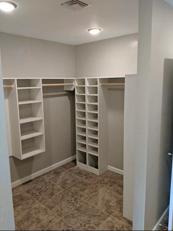 1715 E Miles St - Photo 7 of 14