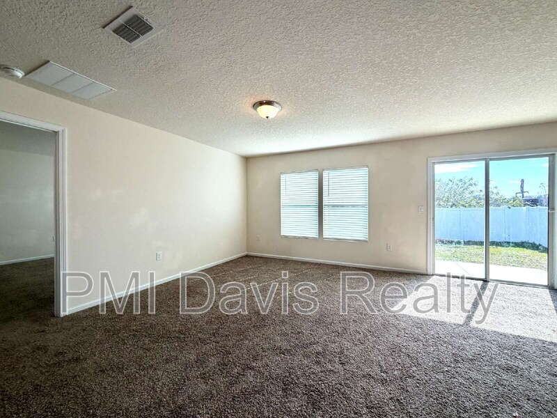 2482 Beachview Dr - Photo 6 of 19