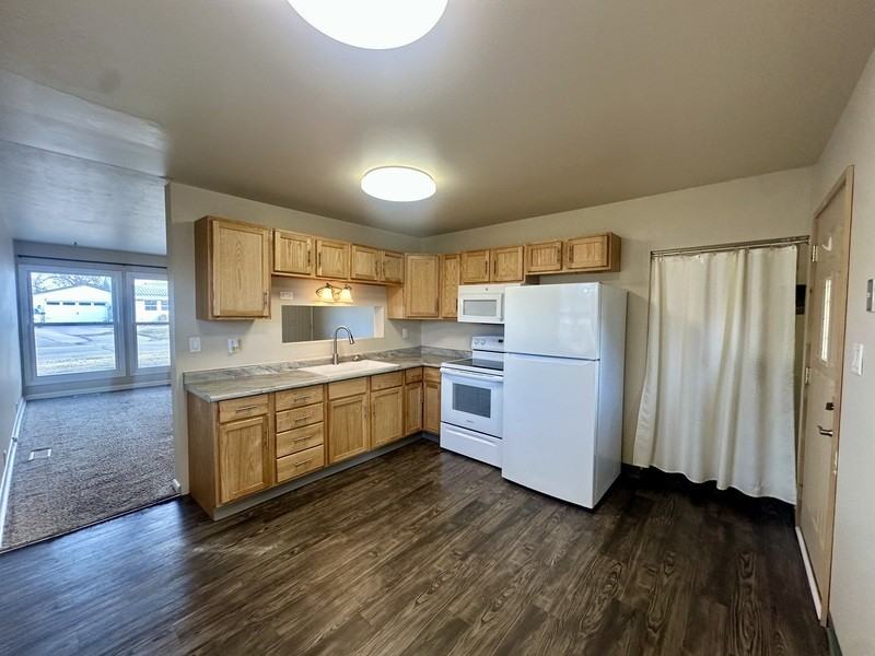 1717 Meadowdale Dr Nw - Photo 5 of 14