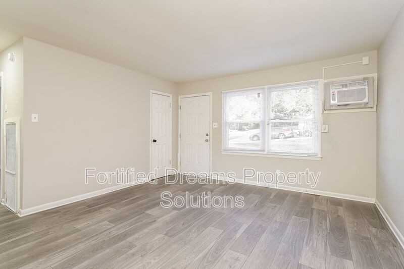 3600 Dakota Dr #3600A - Photo 5 of 36