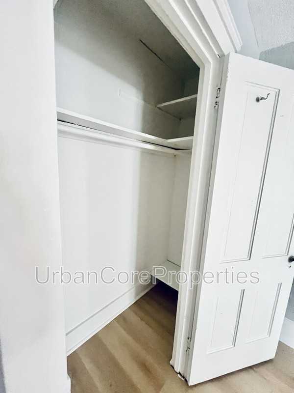 235 7th Ave N #4 - Photo 2 of 7