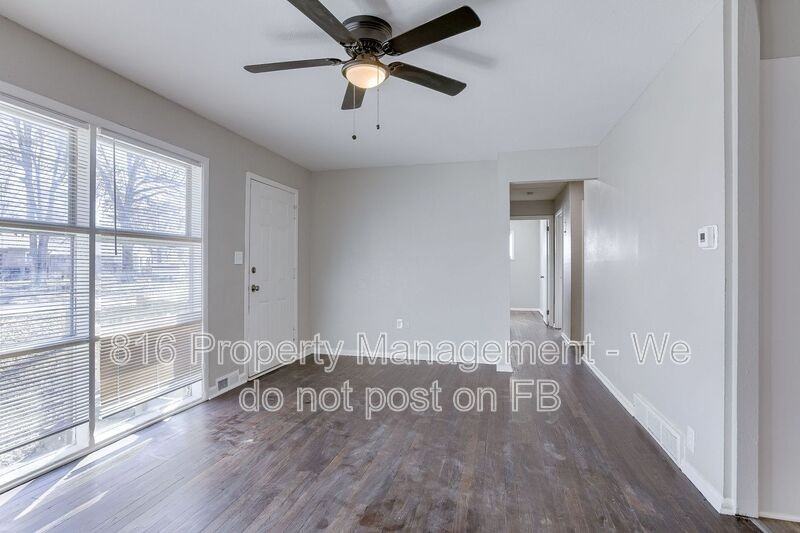 11420 Manchester Ave - Photo 2 of 22